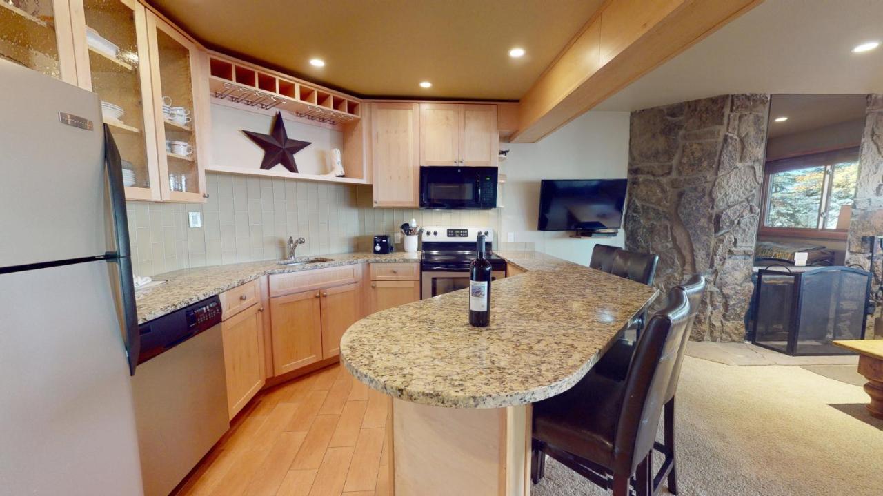 قرية سنوماس Laurelwood Condominiums المظهر الخارجي الصورة